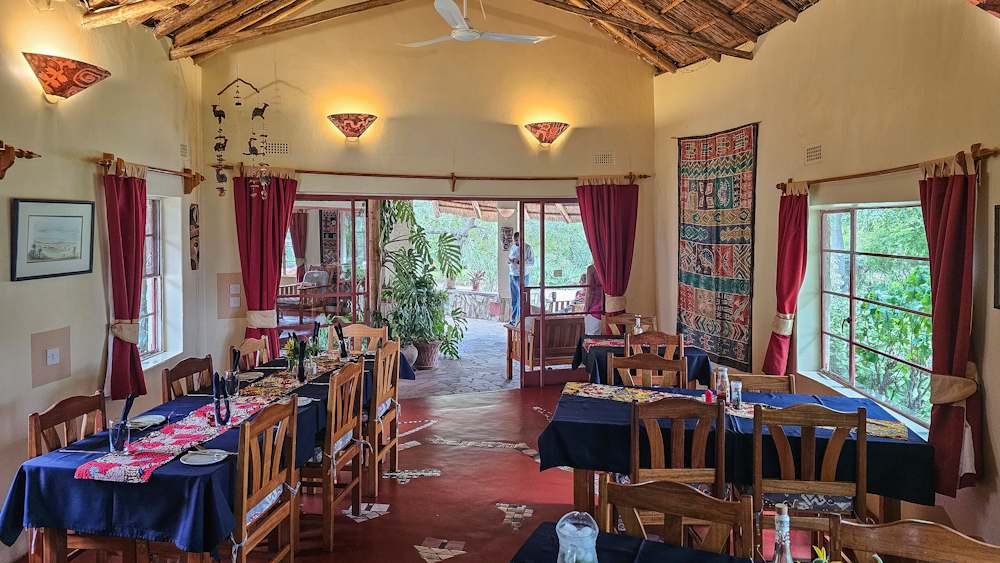 A vibrant mix of ethnic-arty décor and refined design elements from Southern Africa.
